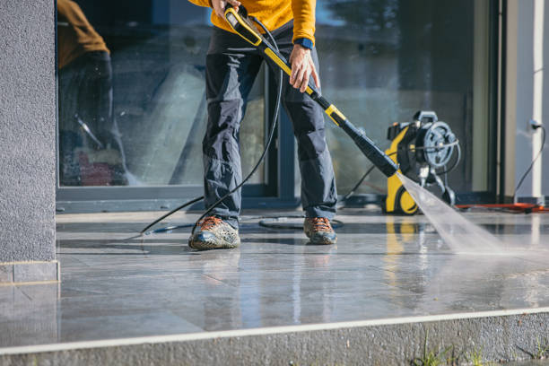 Best Parking Lot and Garage Cleaning  in Falfurrias, TX